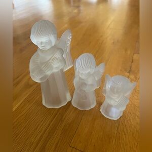 SET 3 FROSTED Crystal ANGEL CANDLE HOLDERS By Crystal Clear, MUSICAL Christmas